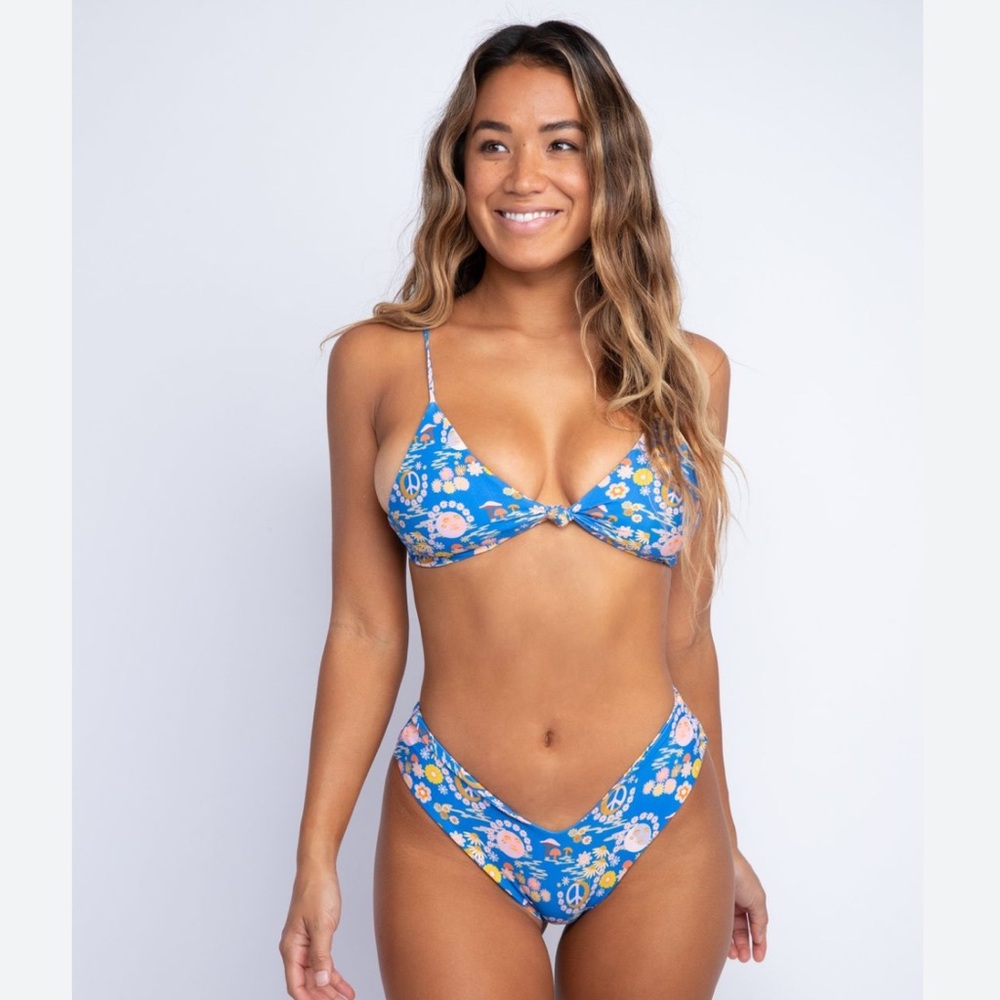 Skatie Humboldt Bikini - Sarah Top and Bobbi Bottom
